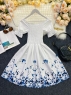 Платье лайт верх декольте низ цветы белое A258