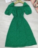 Платье с разрезом и декольте в горошек зеленое G290