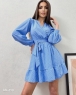 Платье с поясом в горошек голубое G290