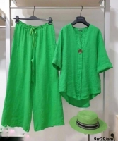 Костюм Size Plus широкие брюки и удлиненная кофта зеленый K53