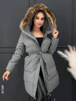 Болоневое пальто с натуральным мехом и поясом 9867 Серое