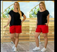 Костюм Size Plus черная футболка и красные шорты M29