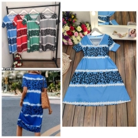 Платье Size Plus со вставками леопард и треугольным вырезом голубое K53 K53