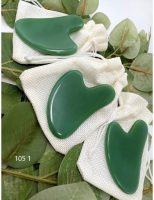 Скребок Гуаша "Глянцевое сердце" из натурального камня для массажа лица