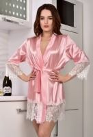 Атласный халат с гипюром персиково-розовый RS