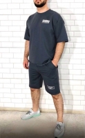 Мужской костюм шорты и футболка штрих код тем-серый D31