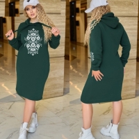 Утепленное платье с капюшоном зеленое RX